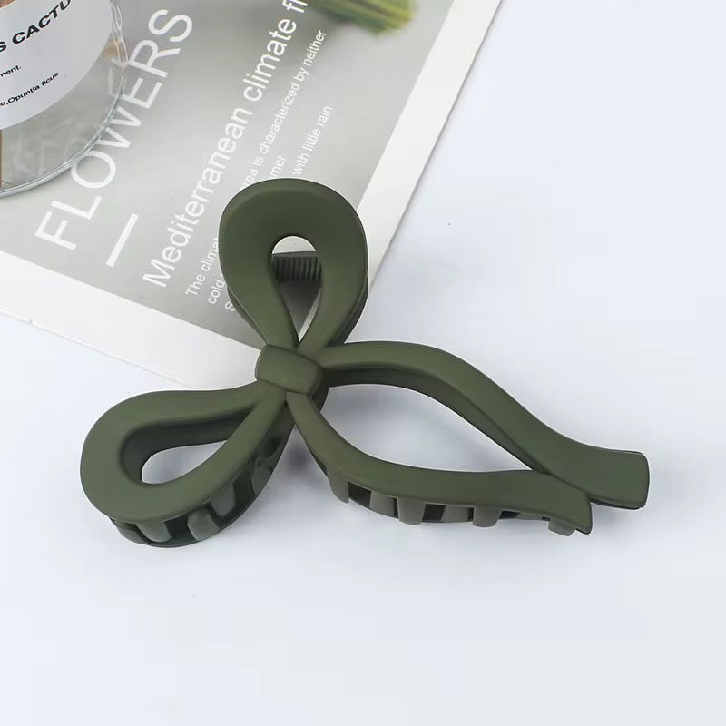 Bow Claw Clip - Matt Khaki Green