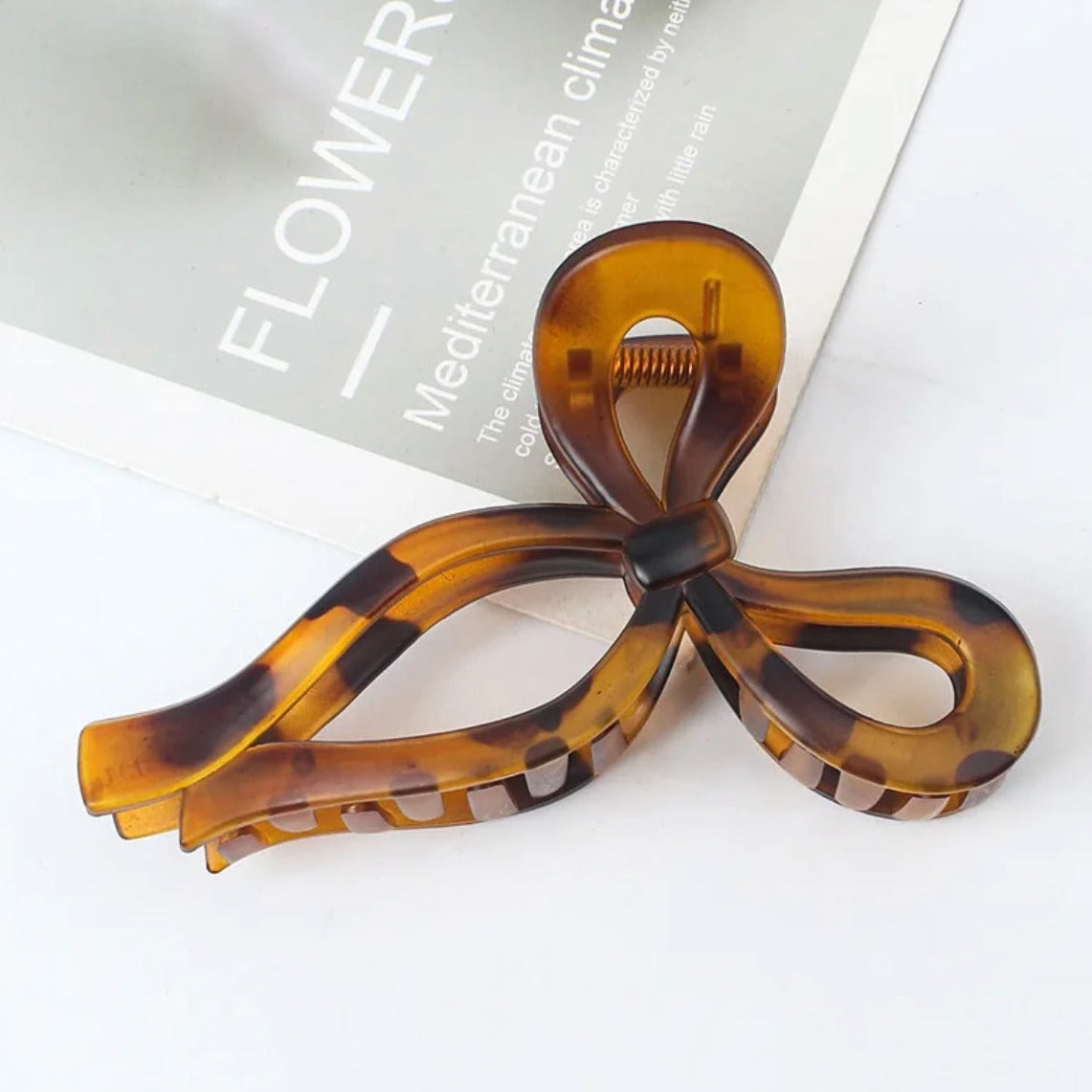 matt tort bow claw clip